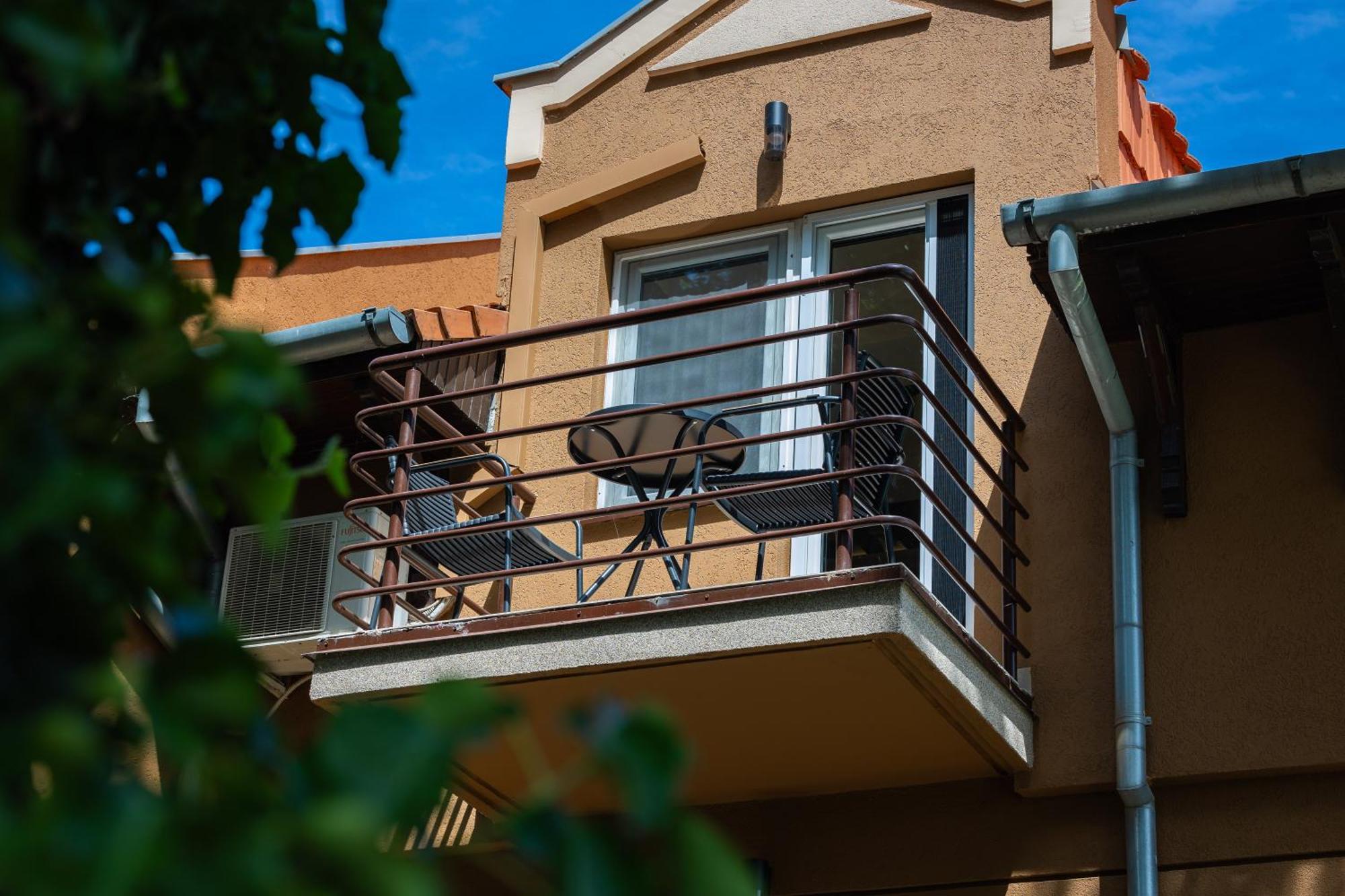 Vila Harizma Palic Ngoại thất bức ảnh