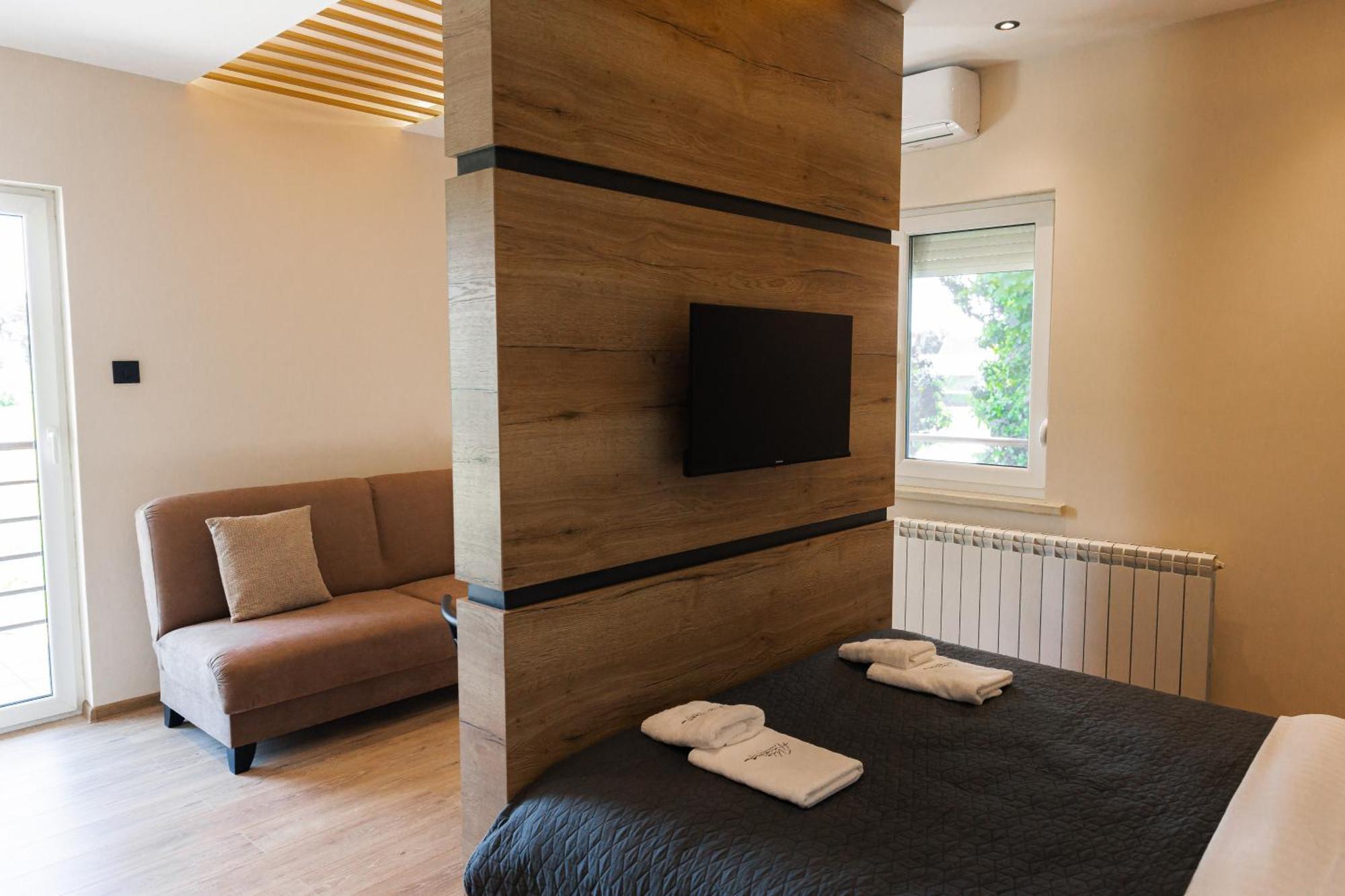 Vila Harizma Palic Ngoại thất bức ảnh
